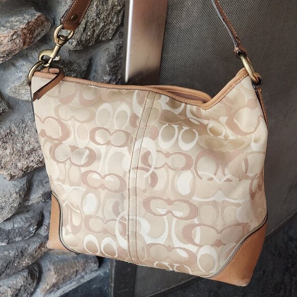 COACH Vintage D1093-F15667 Chelsea Optic C Tan/Brown Hobo Bag - Picture 9 of 16